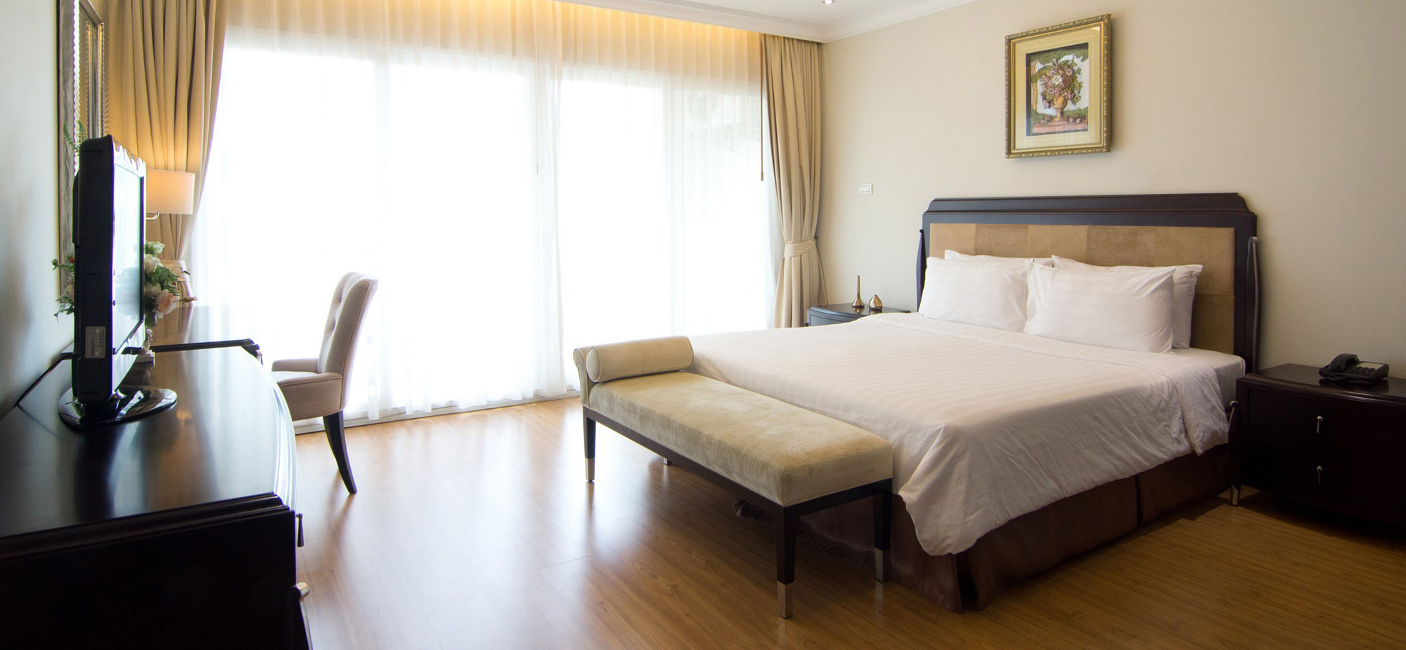 Executive One Bedroom Suite ( 120 Sqm )