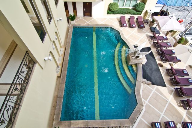 Outdoor Swimming Pool and Sun Deck